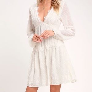 Lulu’s White Swiss Dot Long Sleeve Dress